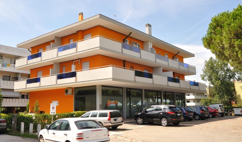Condominio Biasin Bibione Buitenkant foto