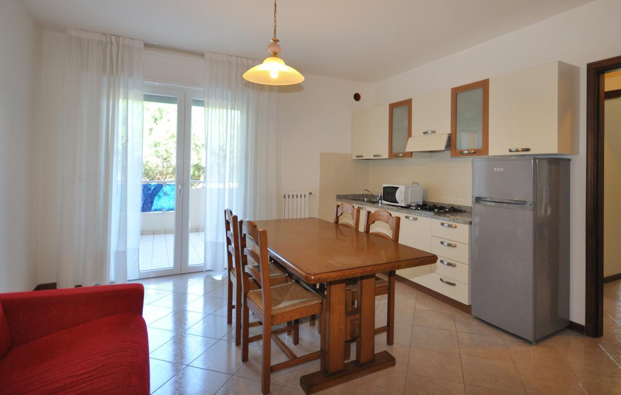 Condominio Biasin Bibione Buitenkant foto